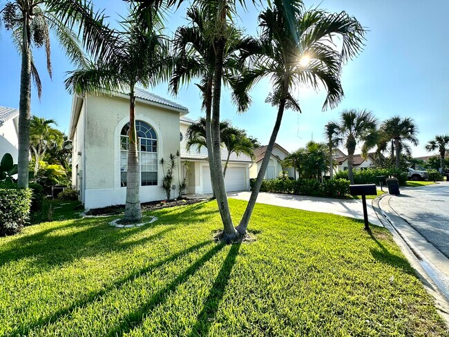 Building Photo - 2698 Linkside Dr