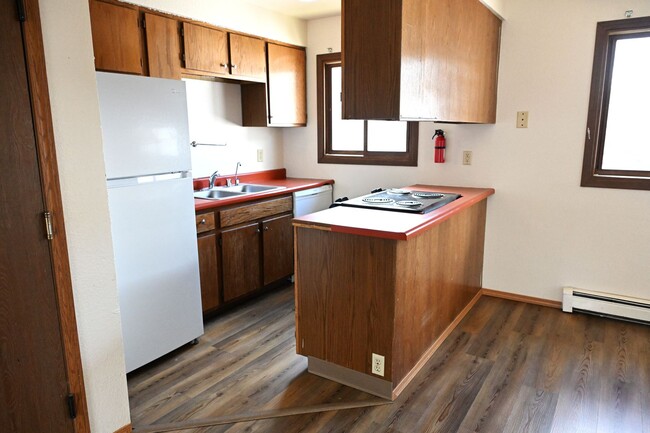 Building Photo - 1103 Broaddus St