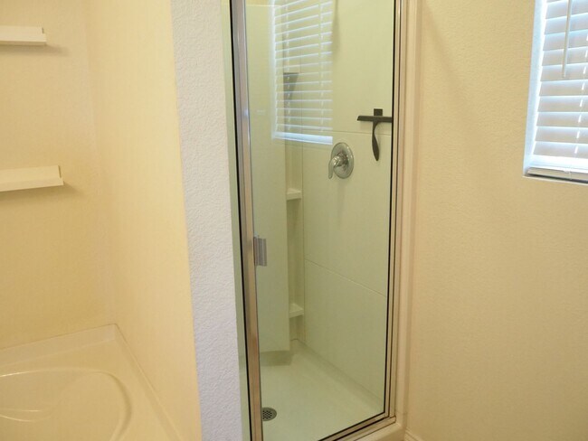 Building Photo - 3 Bed 2 Bath in Providence Village