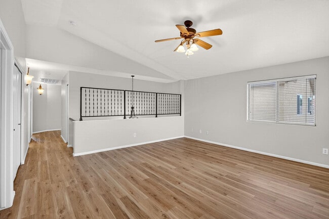 Building Photo - 41628 W Hillman Dr