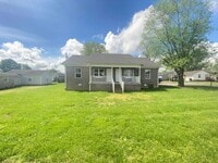 Building Photo - For Lease - 2 Bed, 1 Bath, 950sqft Duplex ...