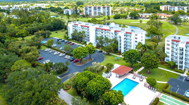 Building Photo - 3593 Birdie Dr