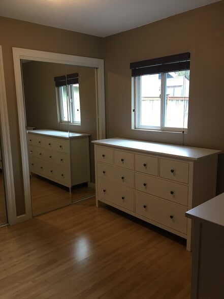 Rear bedroom - 421 N 6th Ave SW