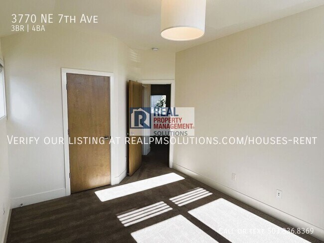 Building Photo - 3770 NE 7th Ave