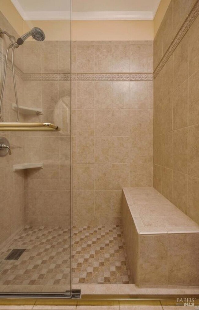 Building Photo - 520 Juilliard Park Dr