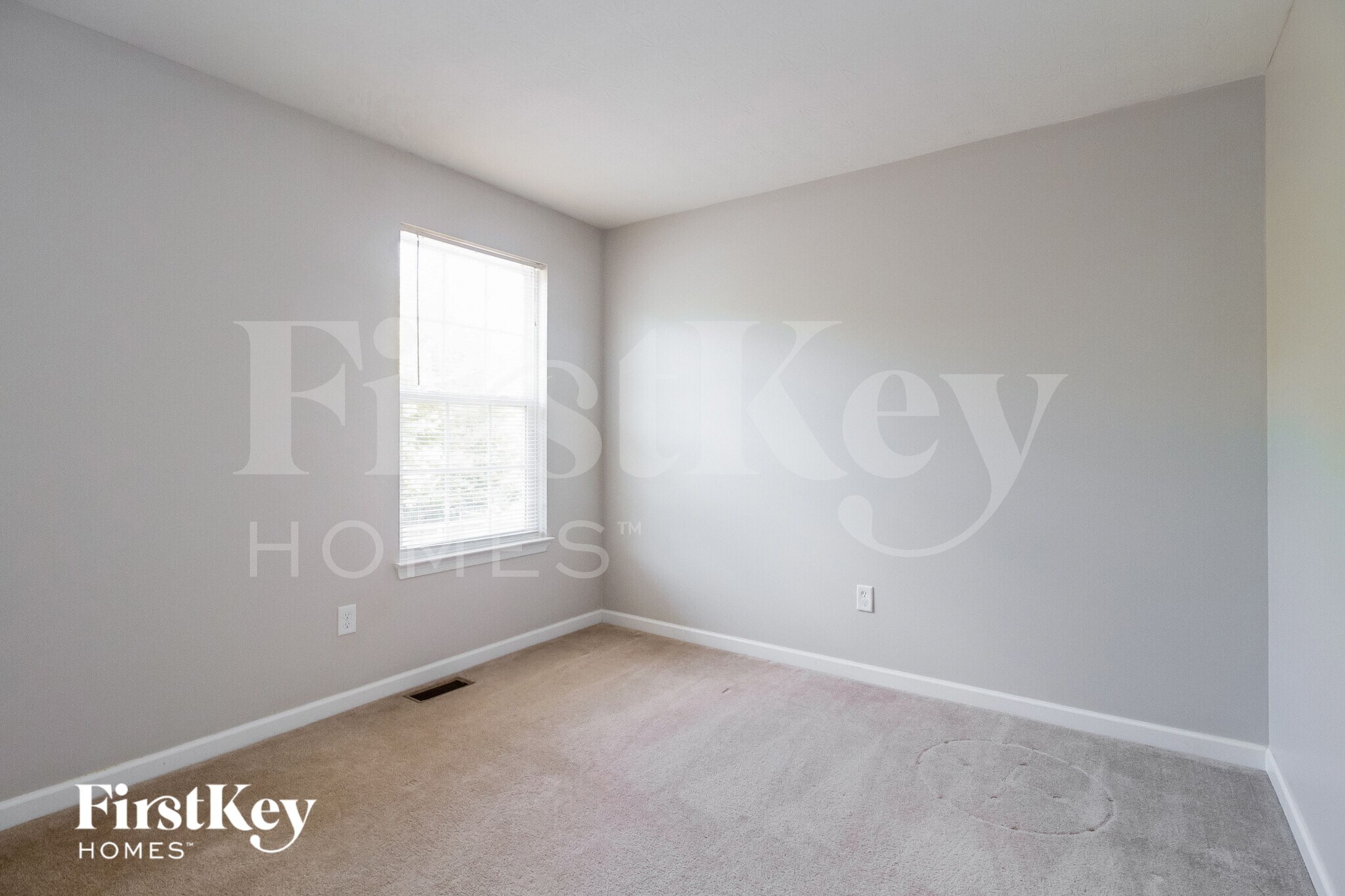 Building Photo - 6038 Marsh Cir