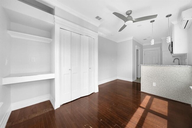Building Photo - 12430 Pecan Ct