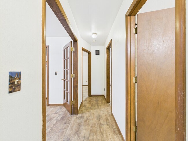 Building Photo - 109 Cary Ave