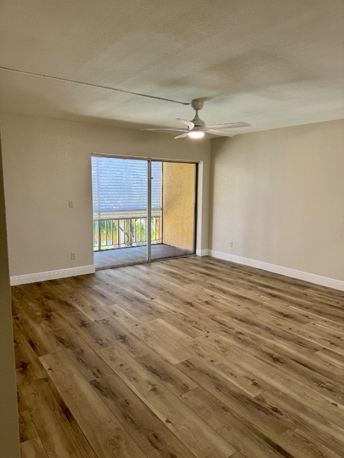Building Photo - 2366 E Mall Dr