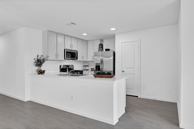 Building Photo - 25419 Birch Hill Drive