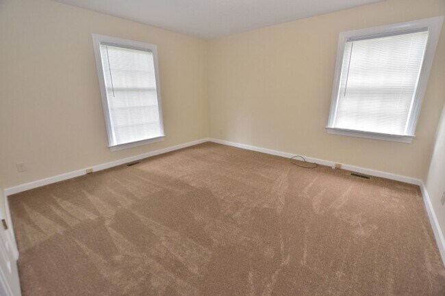 Building Photo - 1132 Niblick Dr
