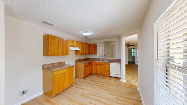 Building Photo - 5 Ryland Pl