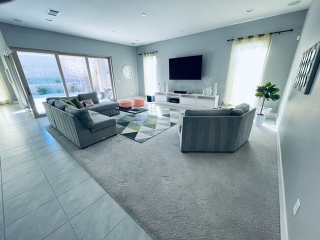 Building Photo - Absolutely beautiful single story home in a “Lake Las Vegas” GATED COMMUNITY!!!