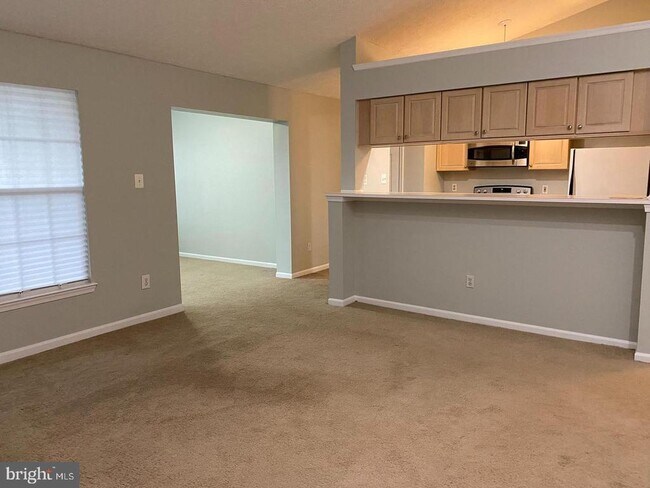 Building Photo - 23 Laurel Path Ct