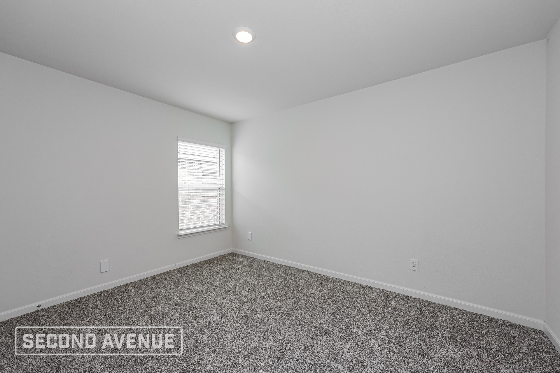 Building Photo - 327 Condie Russell Ave