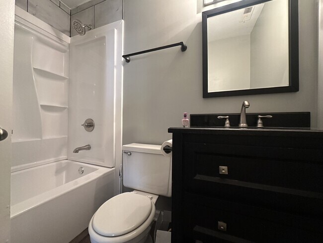 Building Photo - 361 Dupuis Dr