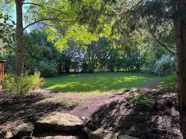 Building Photo - 211 Brookwood Dr