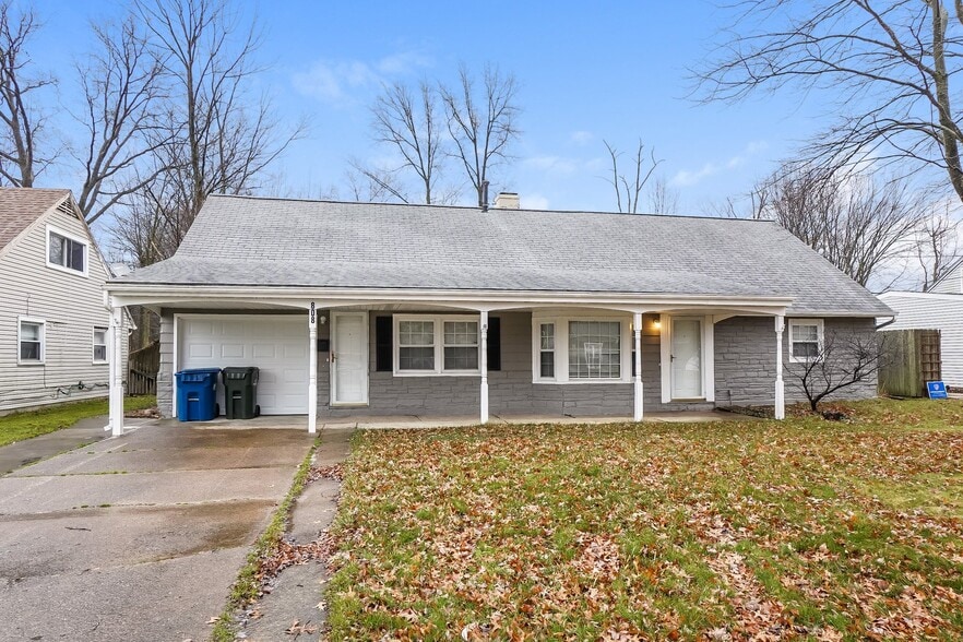 Building Photo - 808 Irving Park Blvd