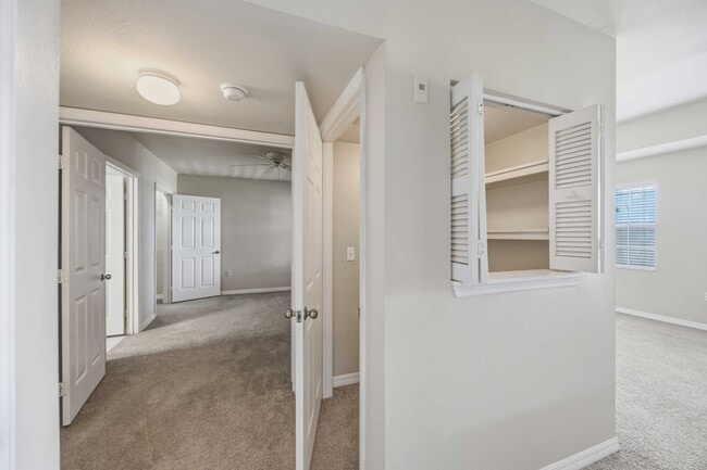 Building Photo - 1195 Villagio Cir