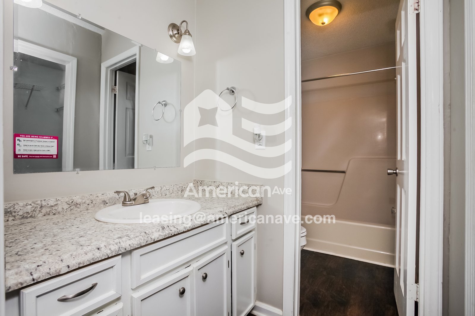 Building Photo - 111 Glenwood Dr