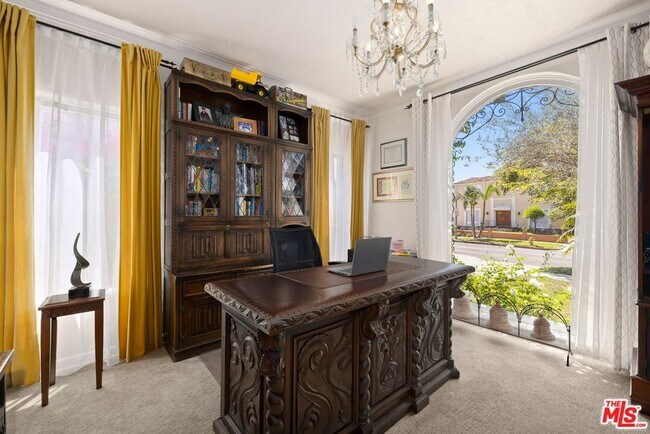 Building Photo - 6141 Warner Dr