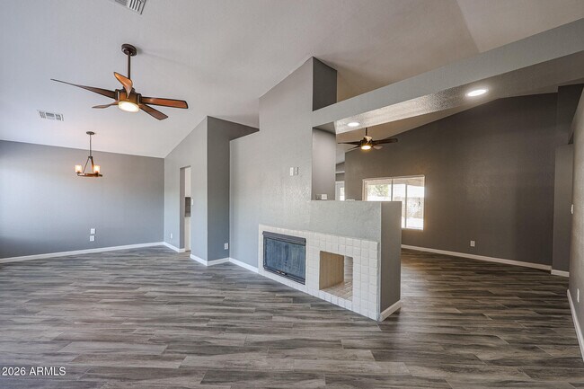 Building Photo - 4053 W Cielo Grande