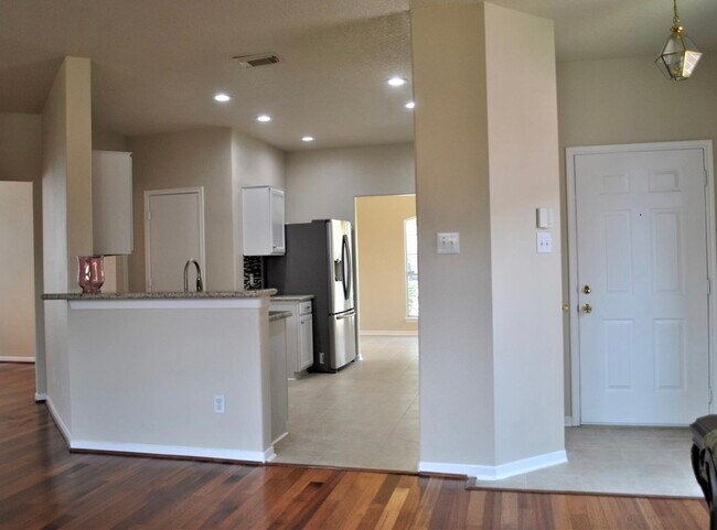 Building Photo - 19438 Juniper Vale Cir