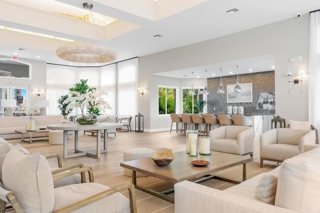 Building Photo - 20094 W Key Dr