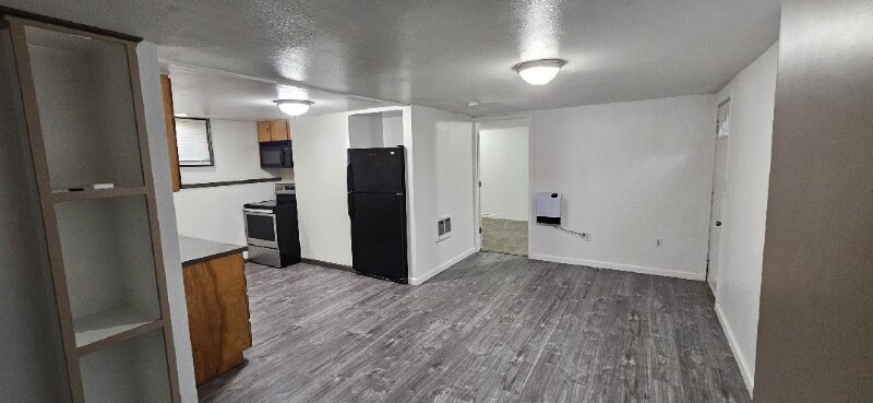 Building Photo - 12715 Vernon Ave SW