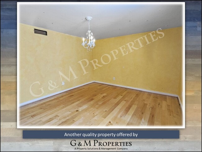 Building Photo - Rarely Available 4-Bedroom House - in Pitt...