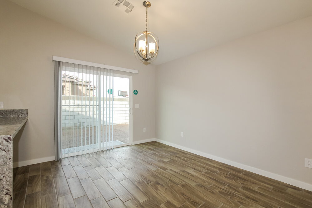 Building Photo - 8902 W Monroe St