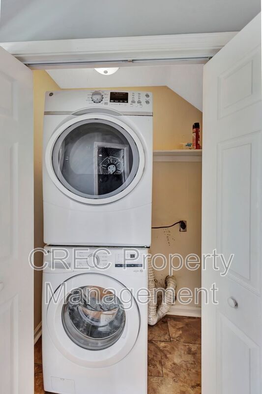 Building Photo - 3019 Woodington Pl
