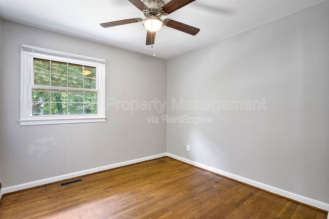 Building Photo - 200 N Grove Ave