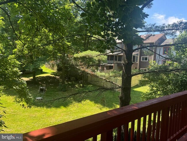 Building Photo - 9728 Summer Park Ct