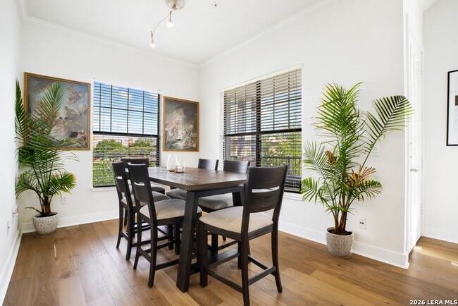 Building Photo - 2 Bedroom/2 Bath The Pinnacle At Oak Hills