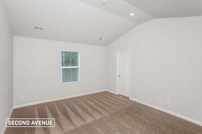 Building Photo - 340 Sundew Rd