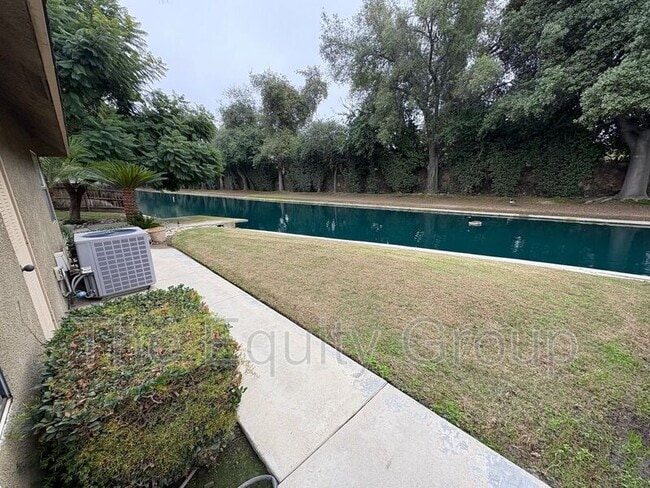 Building Photo - 5503 W Sweet Dr