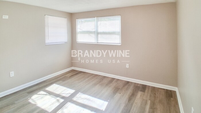 Building Photo - 7307 Cypress Dr