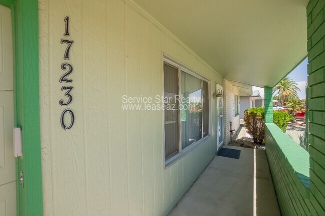 Building Photo - 17230 N Palo Verde Dr