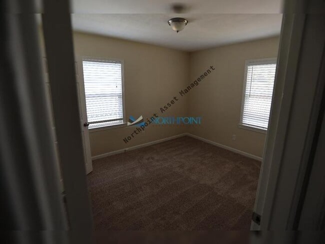 Building Photo - Affordable 2-Bed, 1-Bath Sacramento Gem – ...