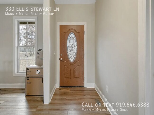 Building Photo - 330 Ellis Stewart Ln