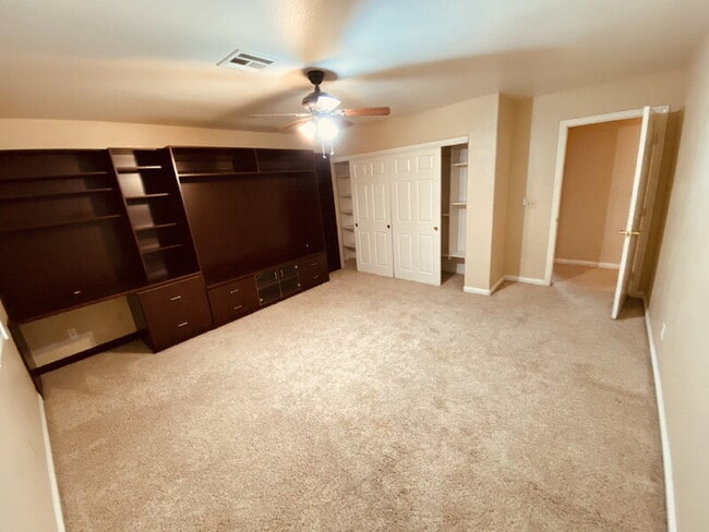 Building Photo - 8217 Ocean Terrace Way