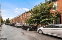 Building Photo - 2427 E Boston St