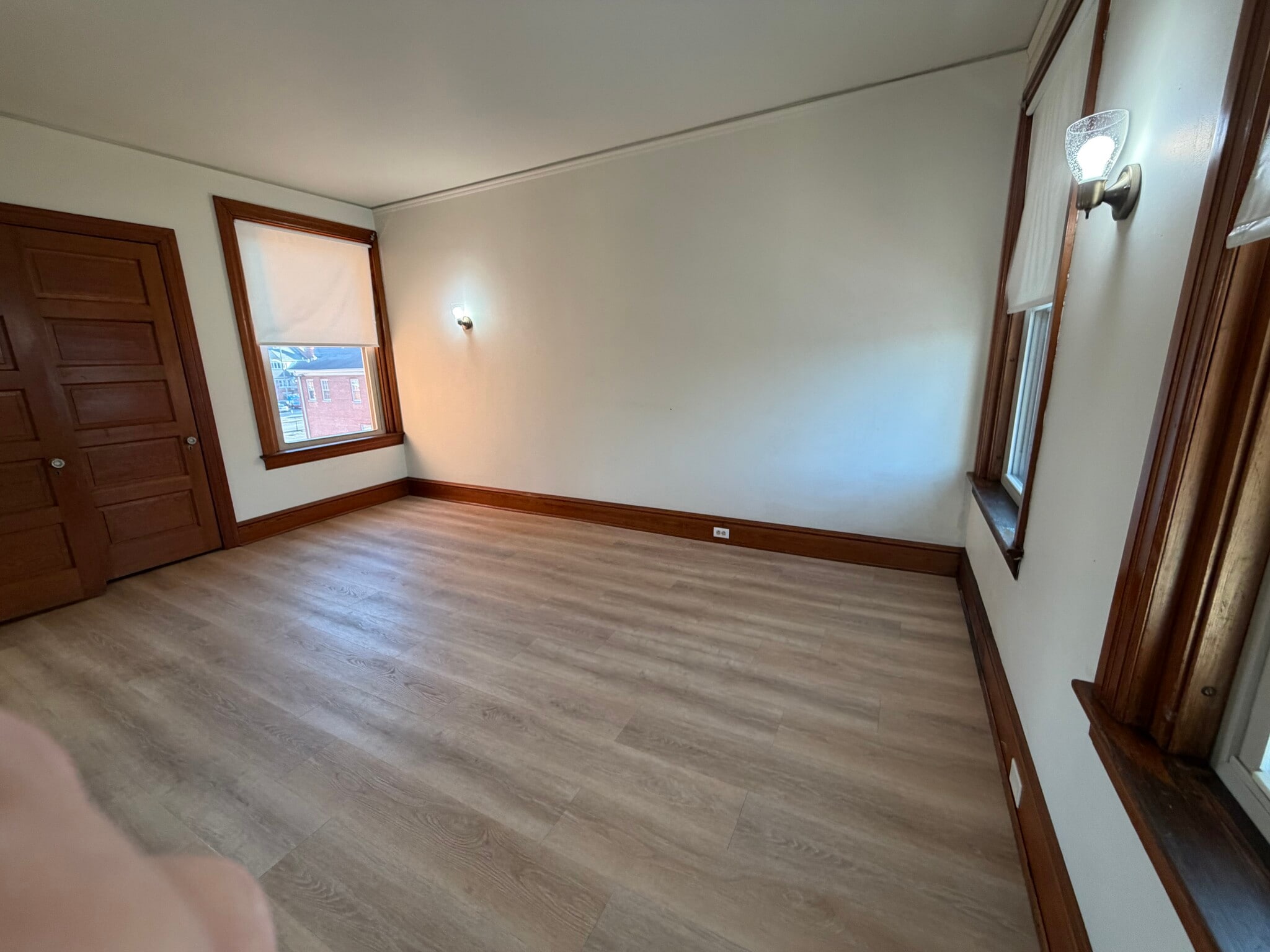 Building Photo - 3 E Chestnut St