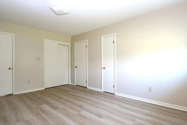 Building Photo - 30317 Marva Rd
