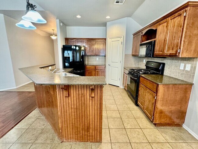 Building Photo - 8916 N 155th E Ave