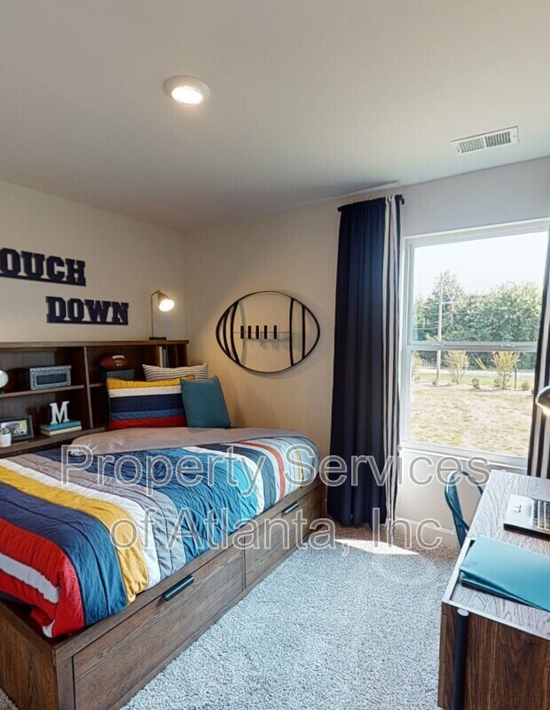 Building Photo - 6900 Newcastle Ct