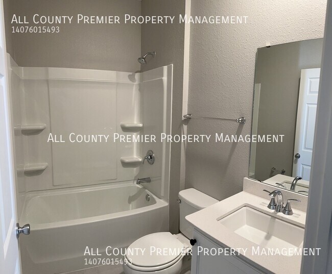 Building Photo - 3015 Lucille Ln