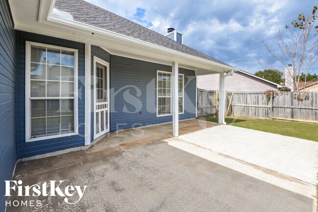 Building Photo - 1186 King Arthur Ct