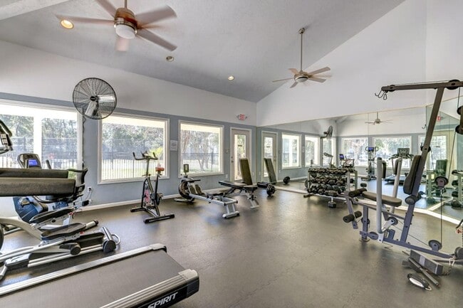 Building Photo - Great 2 BR/2 BA Condo in East Bridge Town ...